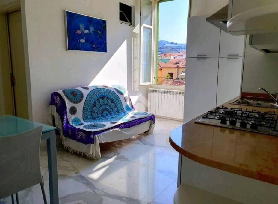 Appartamento 50 Mt Mare Con Parcheggio Riservato Riva Ligure Zewnętrze zdjęcie