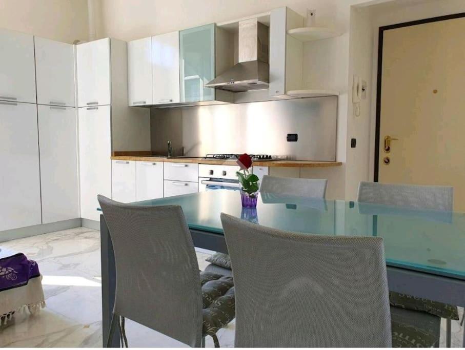 Appartamento 50 Mt Mare Con Parcheggio Riservato Riva Ligure Zewnętrze zdjęcie