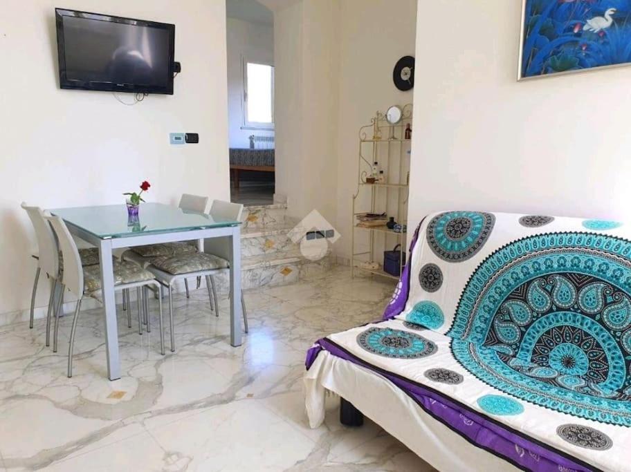 Appartamento 50 Mt Mare Con Parcheggio Riservato Riva Ligure Zewnętrze zdjęcie